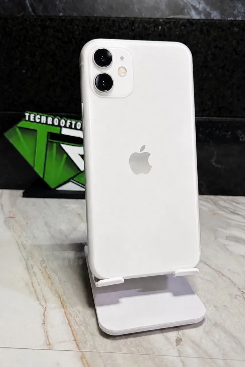iPhone 11 64gb Branco ÚNICO DONO | Loja física | Até 18x