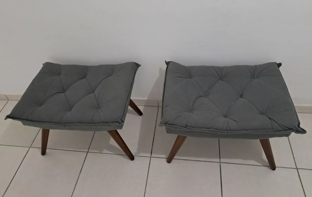 PAR DE BANQUETAS
