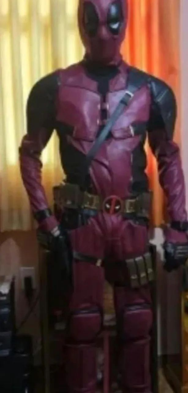 Deadpool Cosplay  - Foto 4