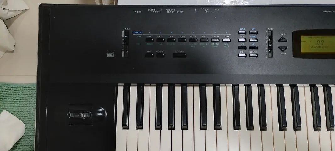 Korg x3  - Foto 3