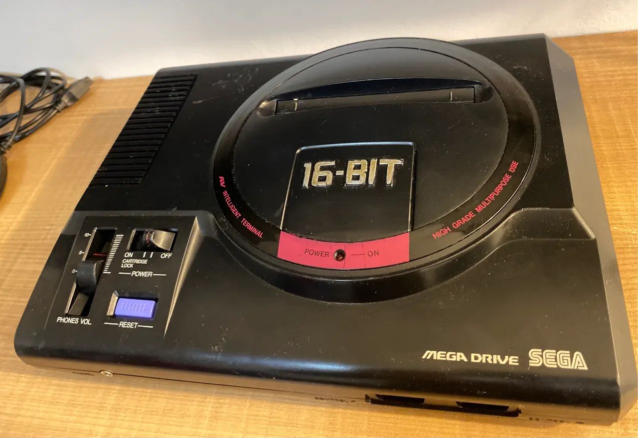 Mega Drive Primeiro Modelo 16BIT Dourado
