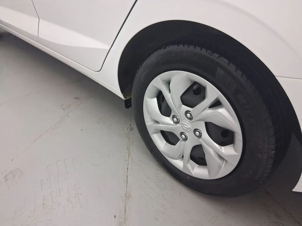 Hyundai HB20S Comfort Plus 1.0 TB Flex 12V Mec., foto 12 de 18