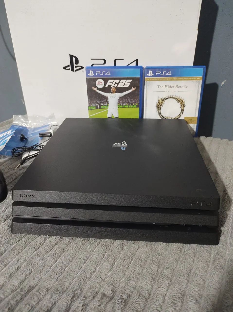 PS4 Pro 