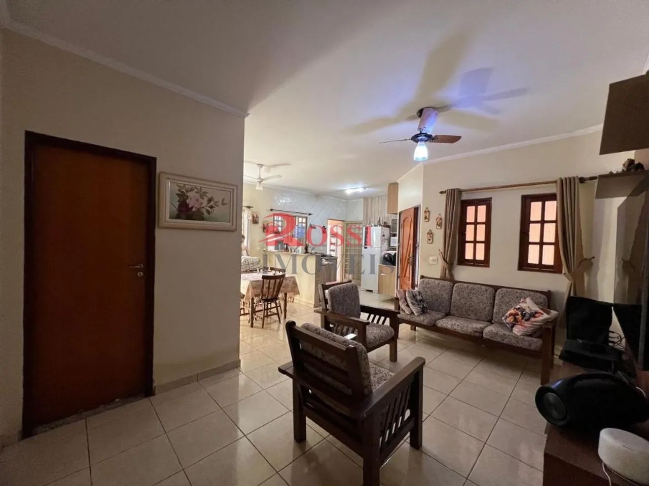 CASA À VENDA EM SANTA GERTRUDES
