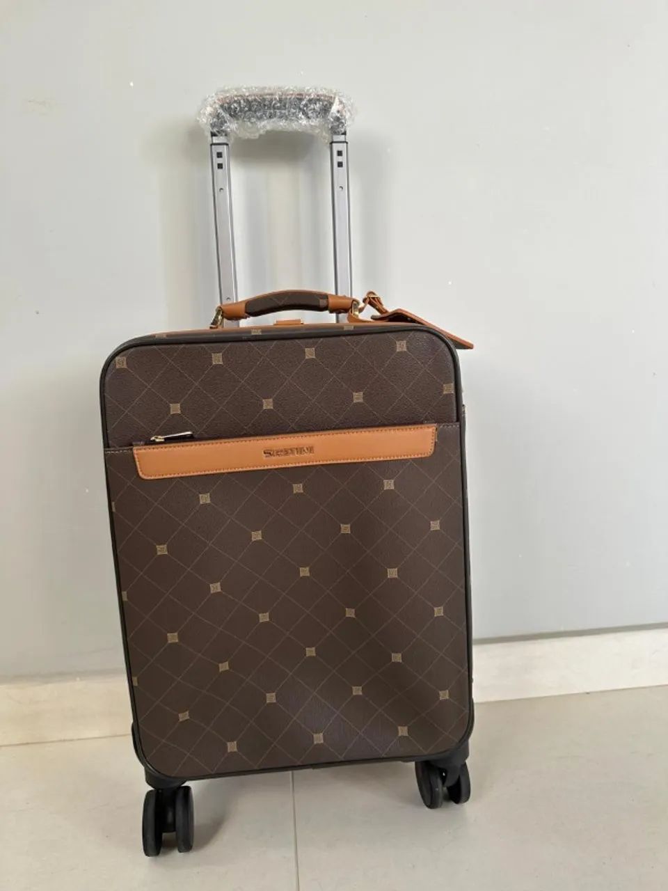 mala de viagem NOVA SEM USO