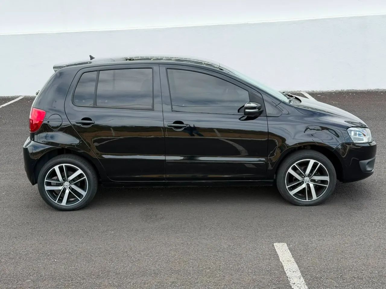Volkswagen Fox 1.6 MI Total Flex 8V 5P 2011 - Foto 4