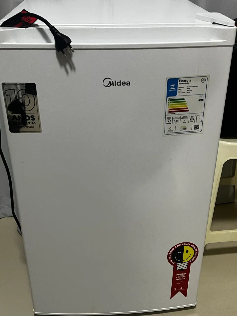 Frigobar Midea 220v