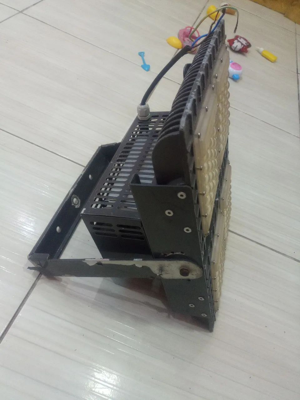 Refletor para áreas potente para áreas abertas bivot - Foto 4