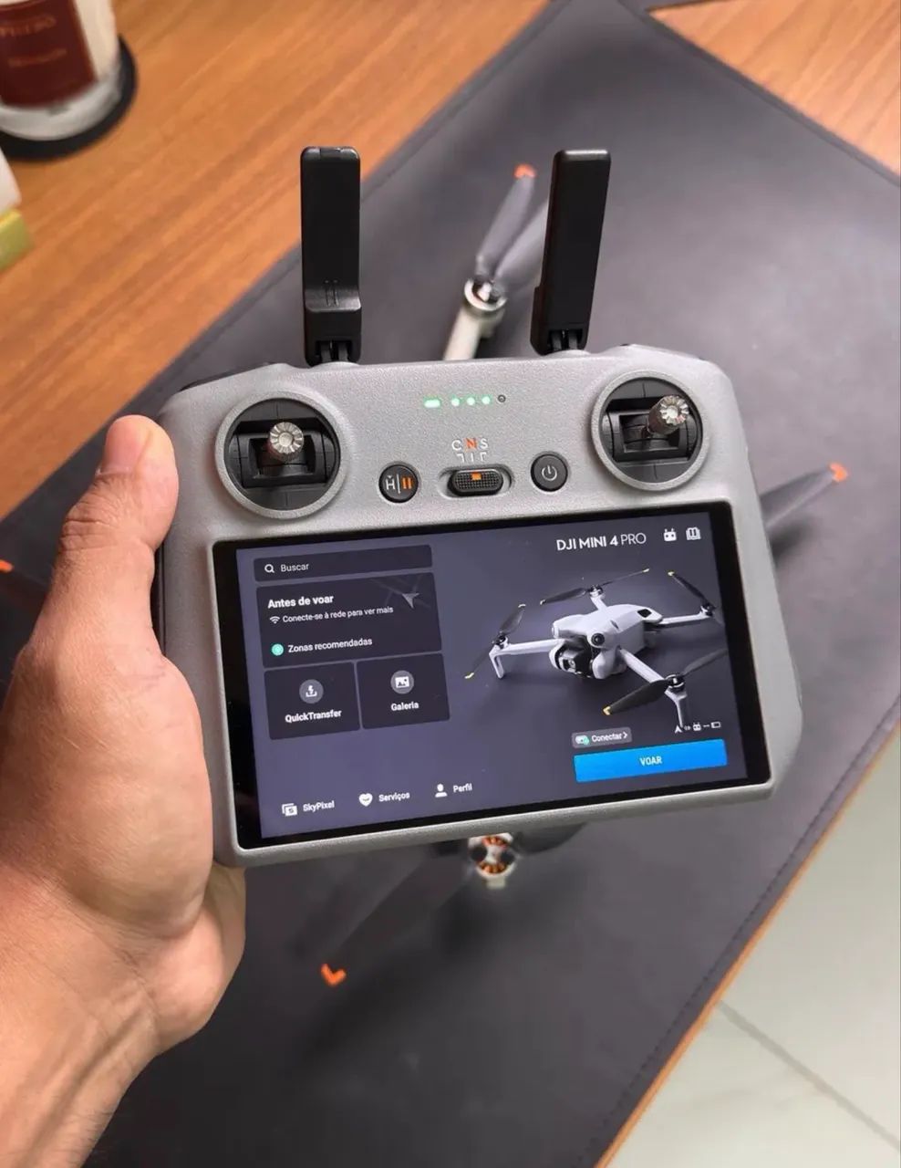 Drone DJI Mini 4 Pro + Controle RC 2 + 3 Baterias + Bag - Foto 5