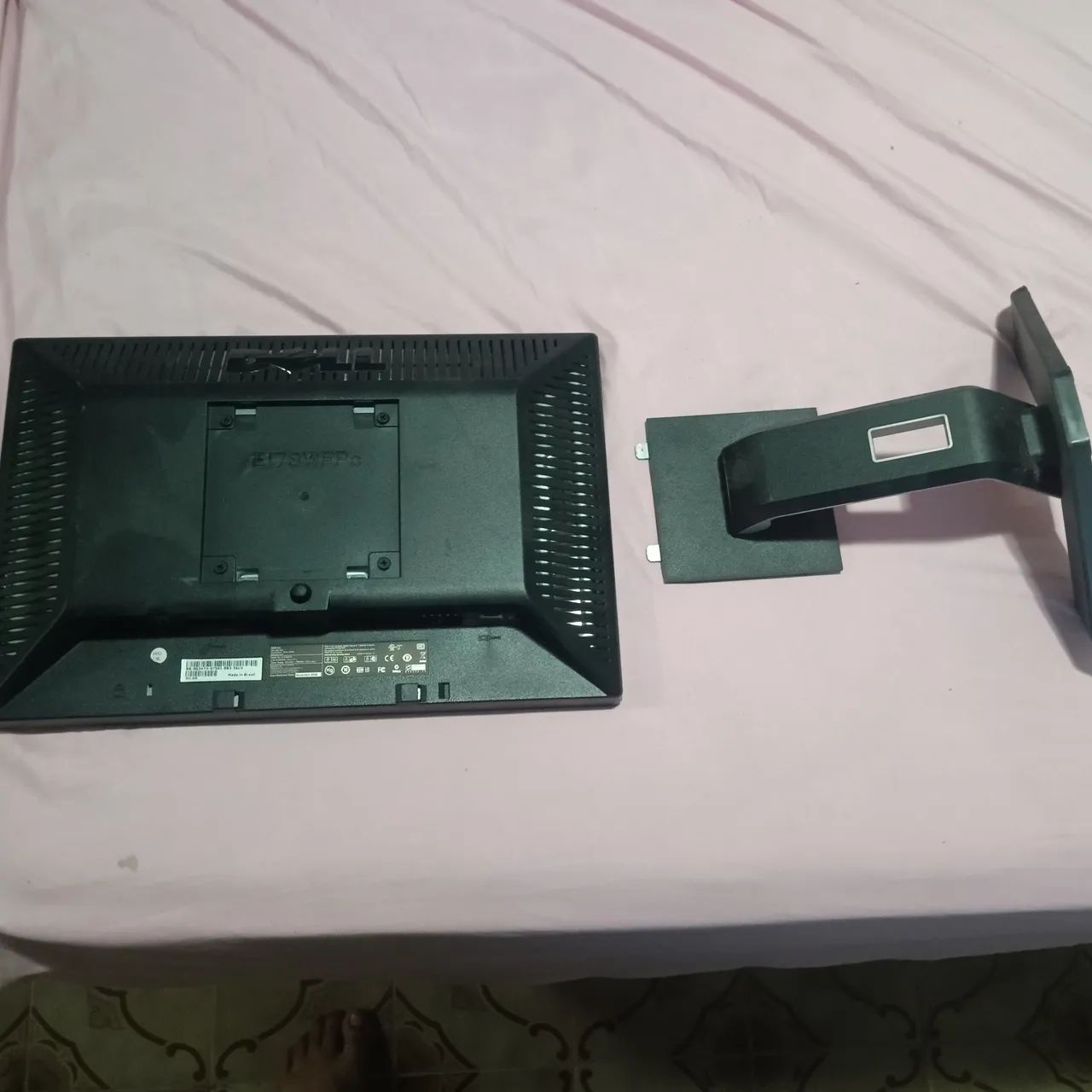 Monitor Dell 17"