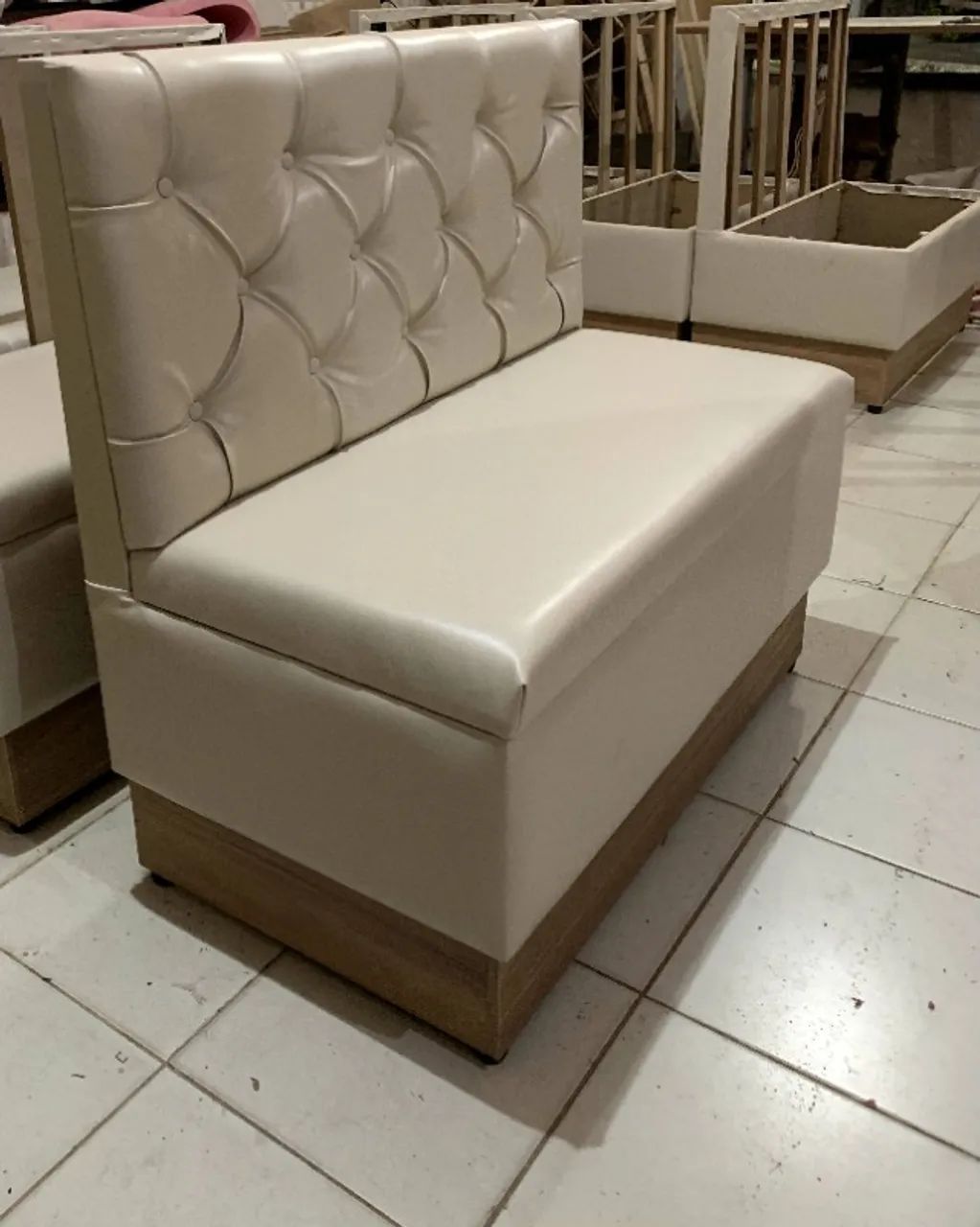 Sofá para Lanchonete Personalizado - Foto 3
