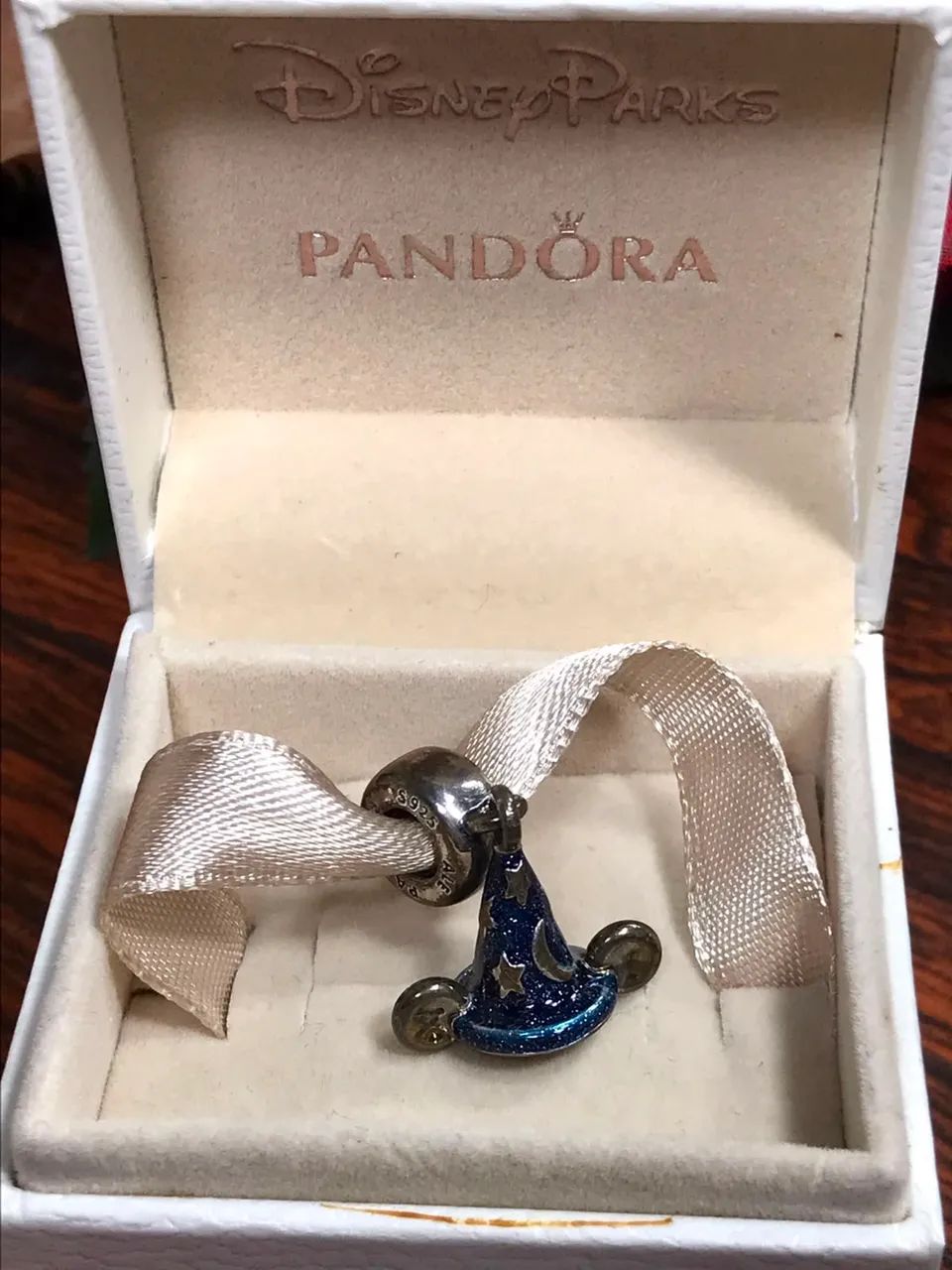 Berloque Pandora Chapéu Mickey - Foto 2