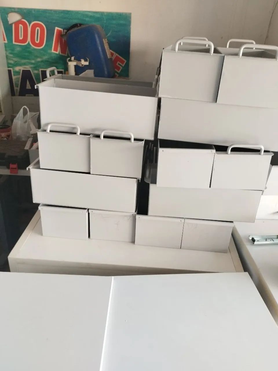 Travessas de aço multiuso 