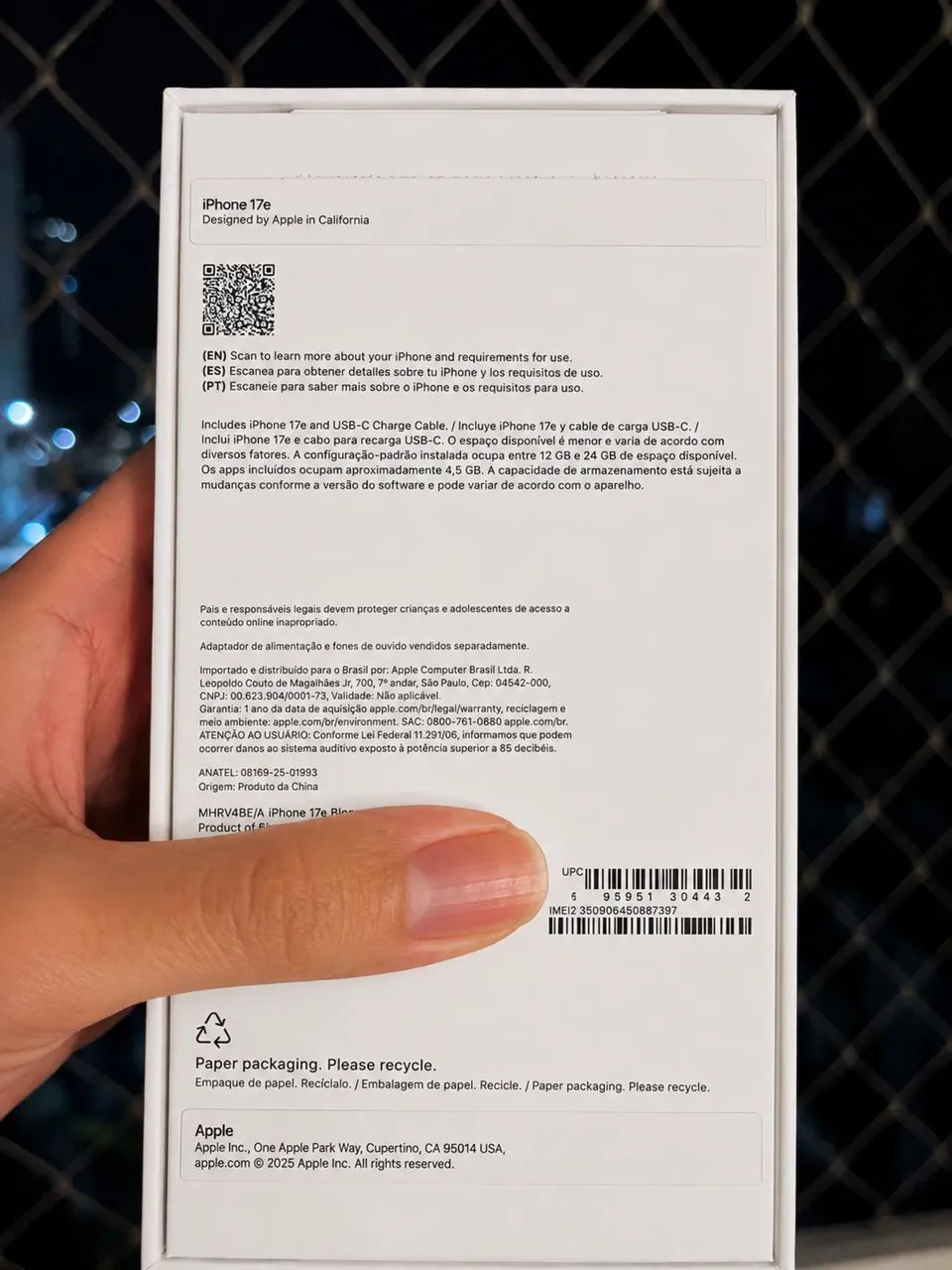 iPhone 17e preto com 256 GB, chip A19, câmera de 48 MP, MagSafe e caixa original - Foto 5
