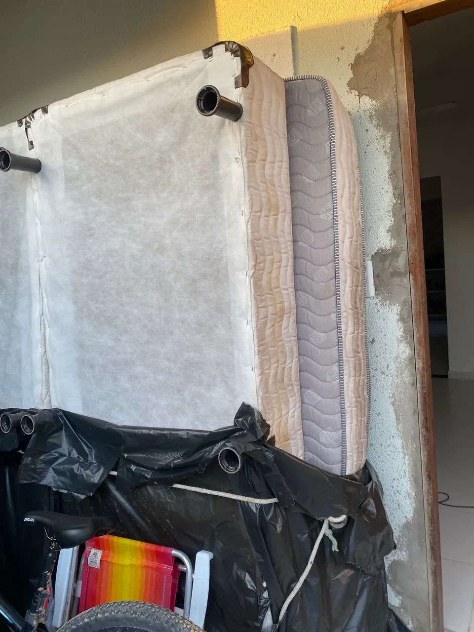 Vendo cama de casal king - Foto 2