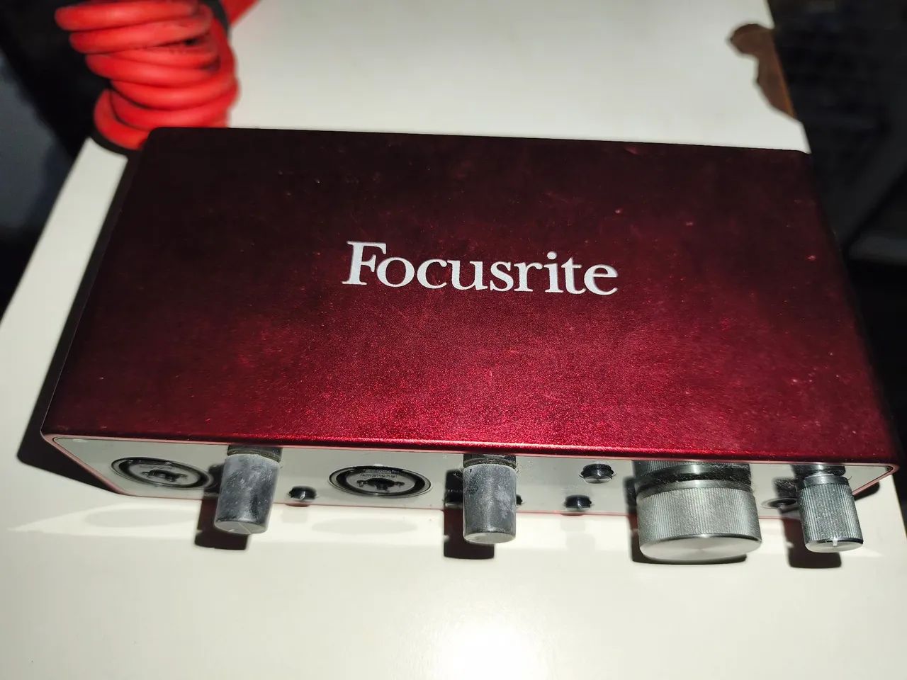 Interface de Áudio Scarlett Focurite 2i2 3ª Gen