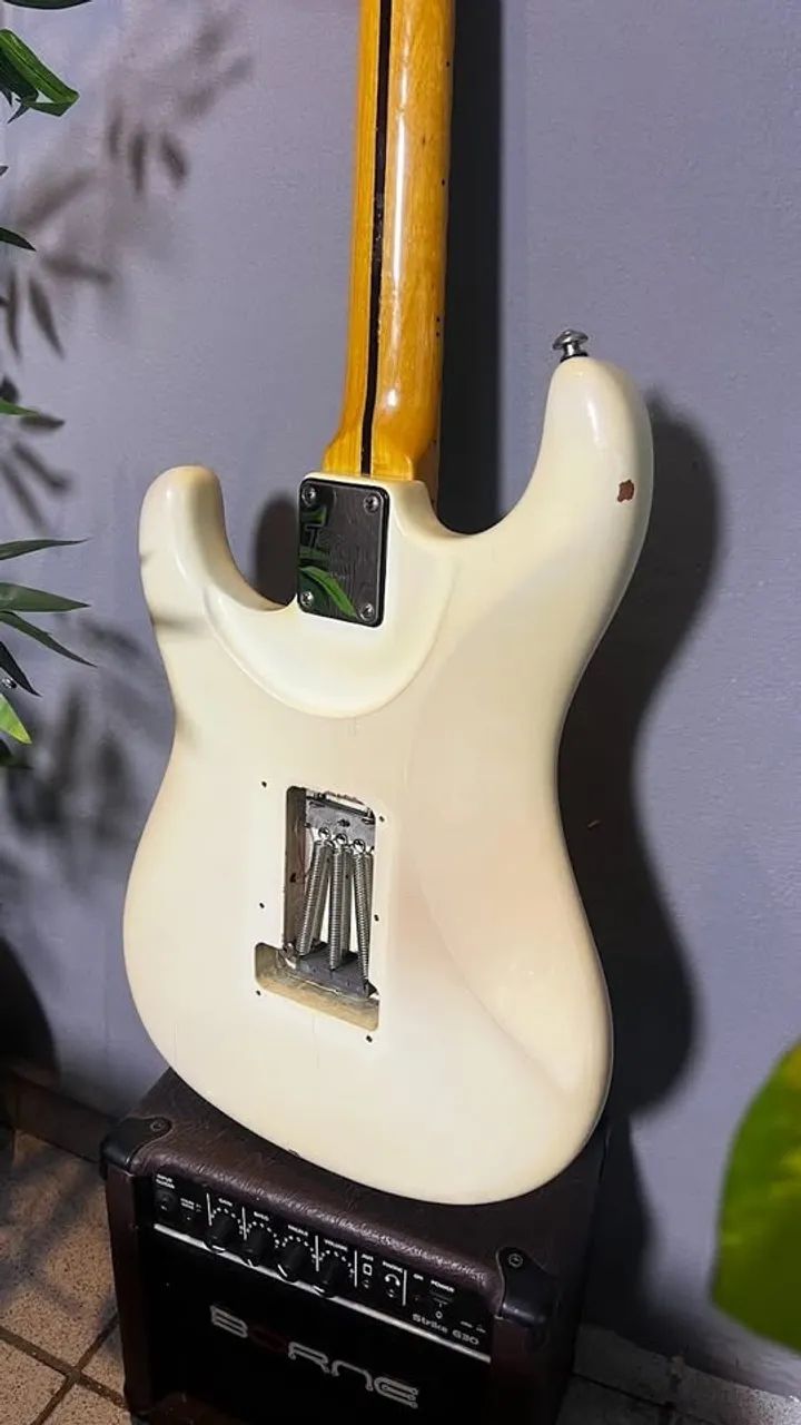 Guitarra Tagima E2  - Foto 4
