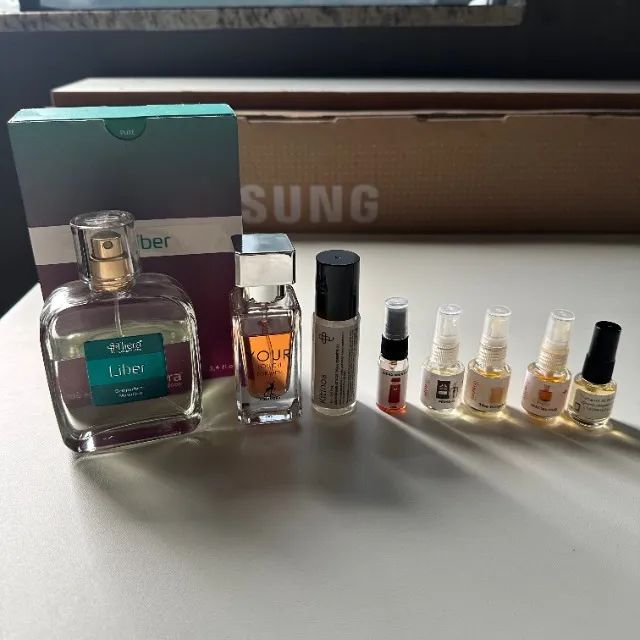 Kit com 8x perfumes Thera Mason Alhambra Al Wataniah 
