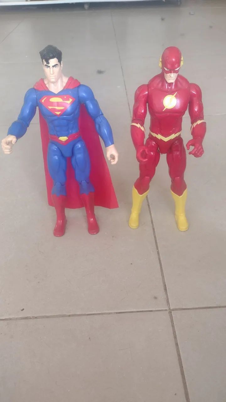 Figuras de ação Marvel e DC  - Foto 3