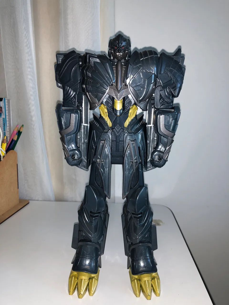 Boneco Transformers Megatron Knight Armor Turbo - Hasbro - Foto 2