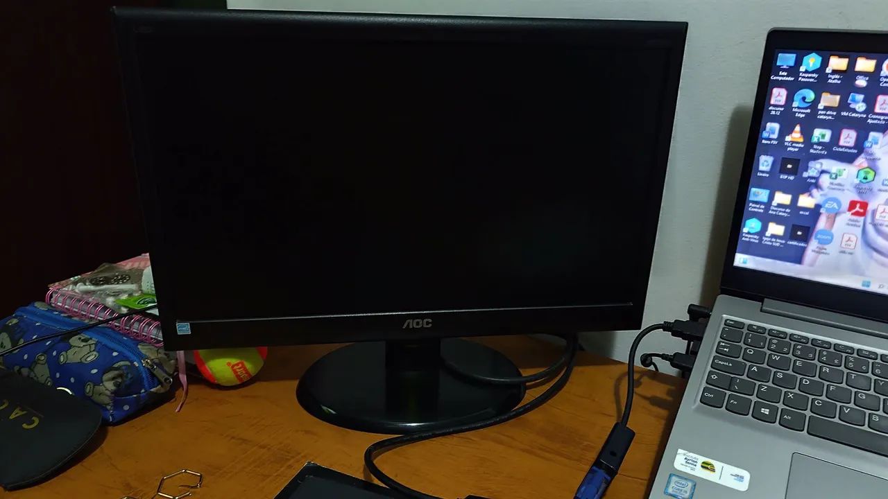 Monitor AOC LED 18,5" - Funcionando - Foto 3