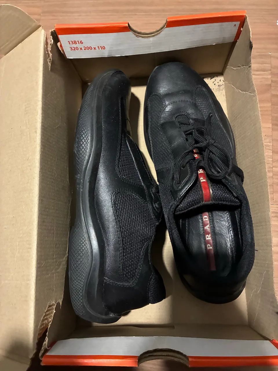 Tenis Prada - Foto 2