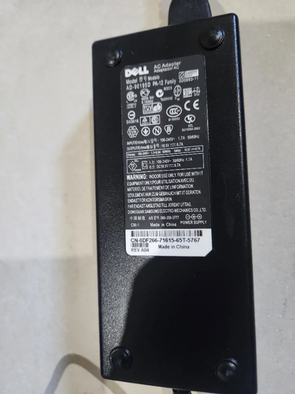 Fonte Peças de reposição notebook Modelo Dell Inspiron E1705  