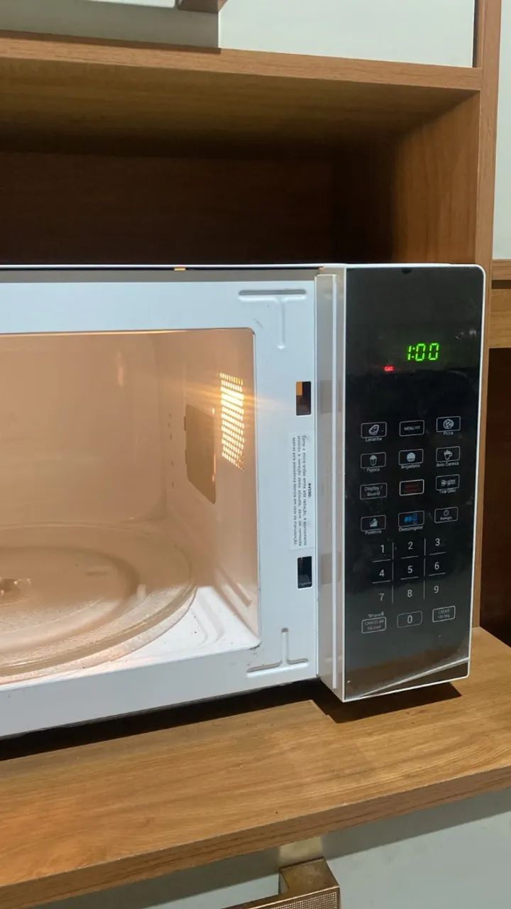 Micro-ondas Philco 33L 220v - Foto 2