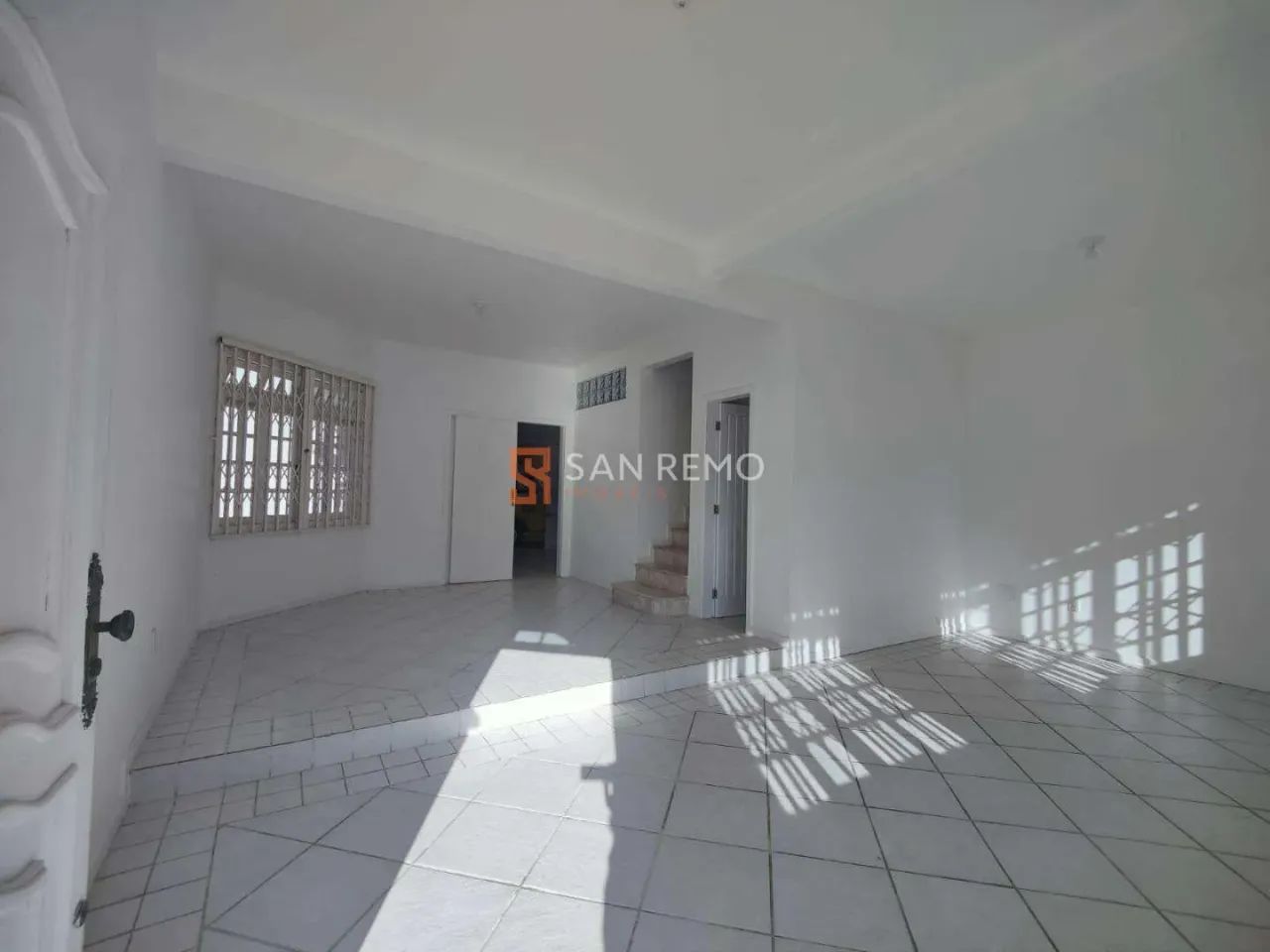 Balneário | Casa 5 quartos, sendo 1 suite