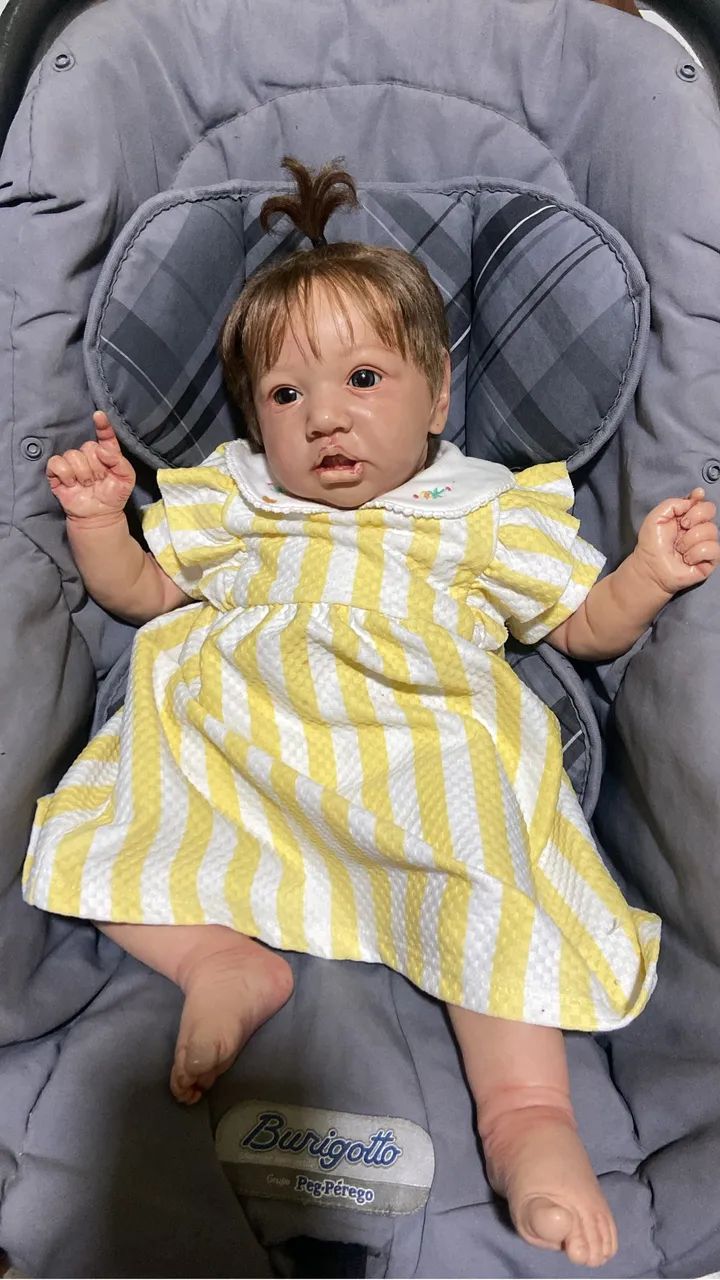 Bebê reborn realista com peso de um bebê real  - Foto 2