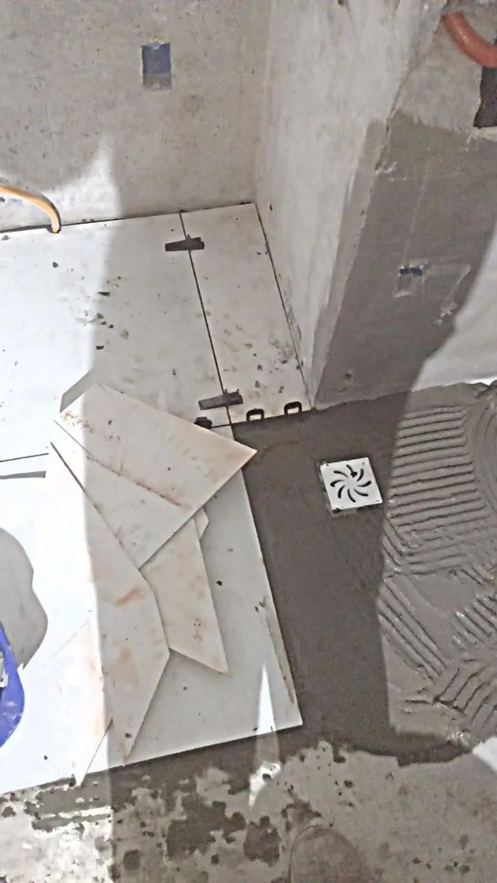 Serviços de pedreiro, pintura e hidráulica  - Foto 2