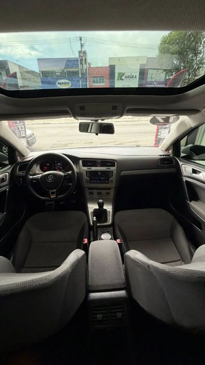 Volkswagen Golf Comfortline 1.0 TSI Total Flex Mec. 2017 - Foto 9