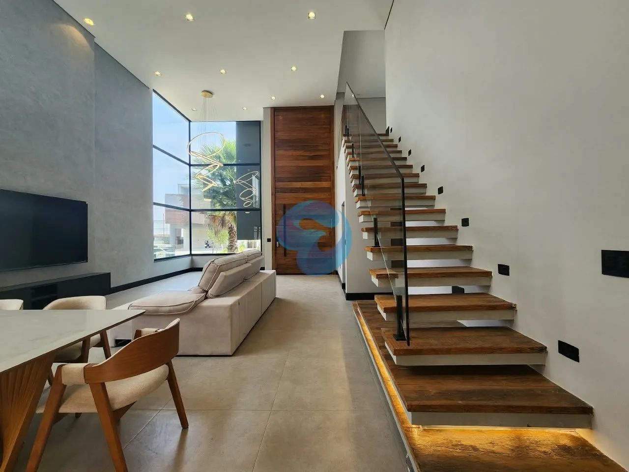 Casa Sofisticada no Alphaville 4 | 3 Suítes, Piscina de 10m e Pé-Direito de 6m - Foto 4