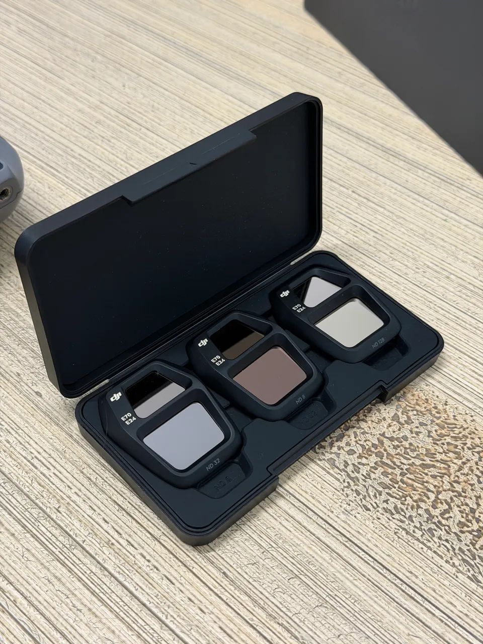 DJI Air 3s - Combo FlyMore - Foto 5