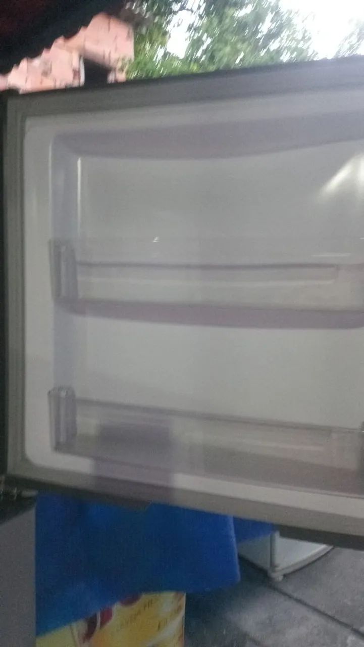 Vendo geladeira consul inox em otimo estado  - Foto 4