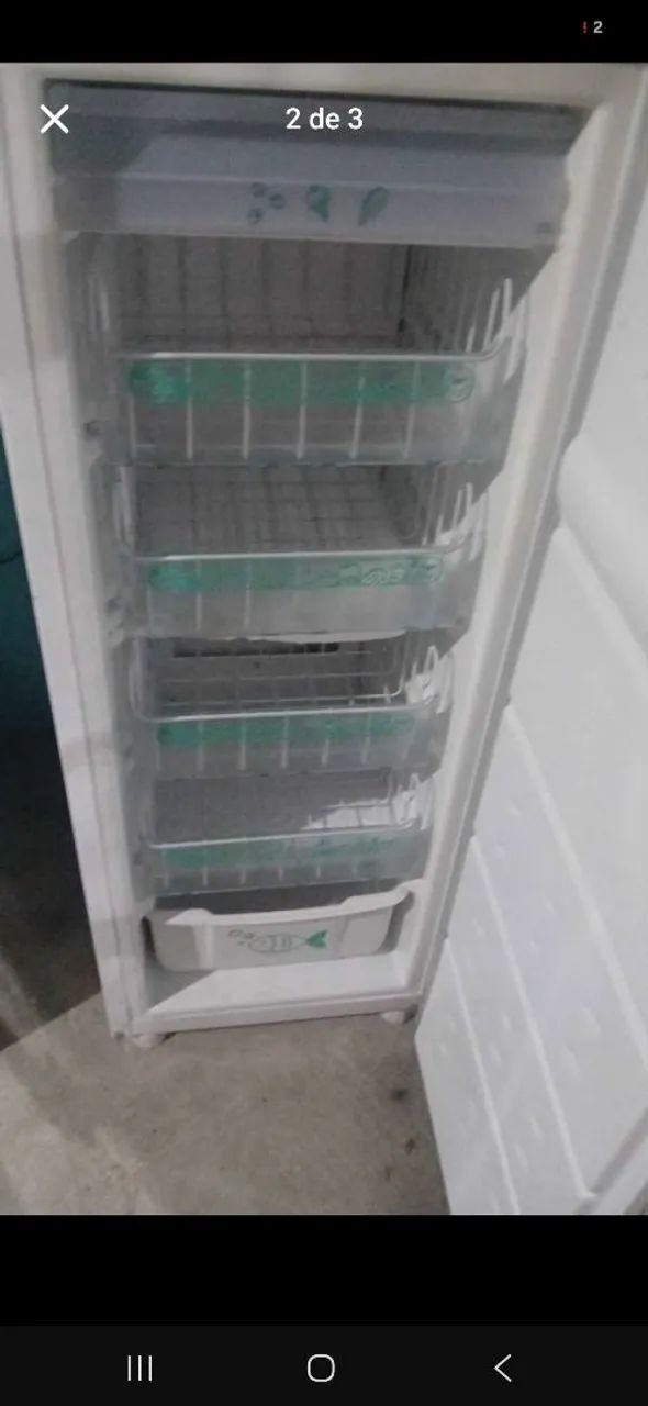Freezer semi novo bem conservado  - Foto 2