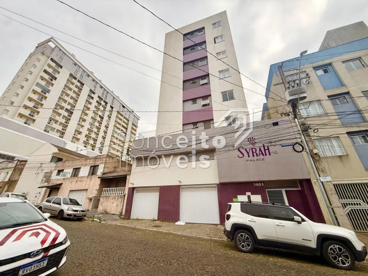 Edificio Syrah Palace - Centro - Apartamento Semimobiliado