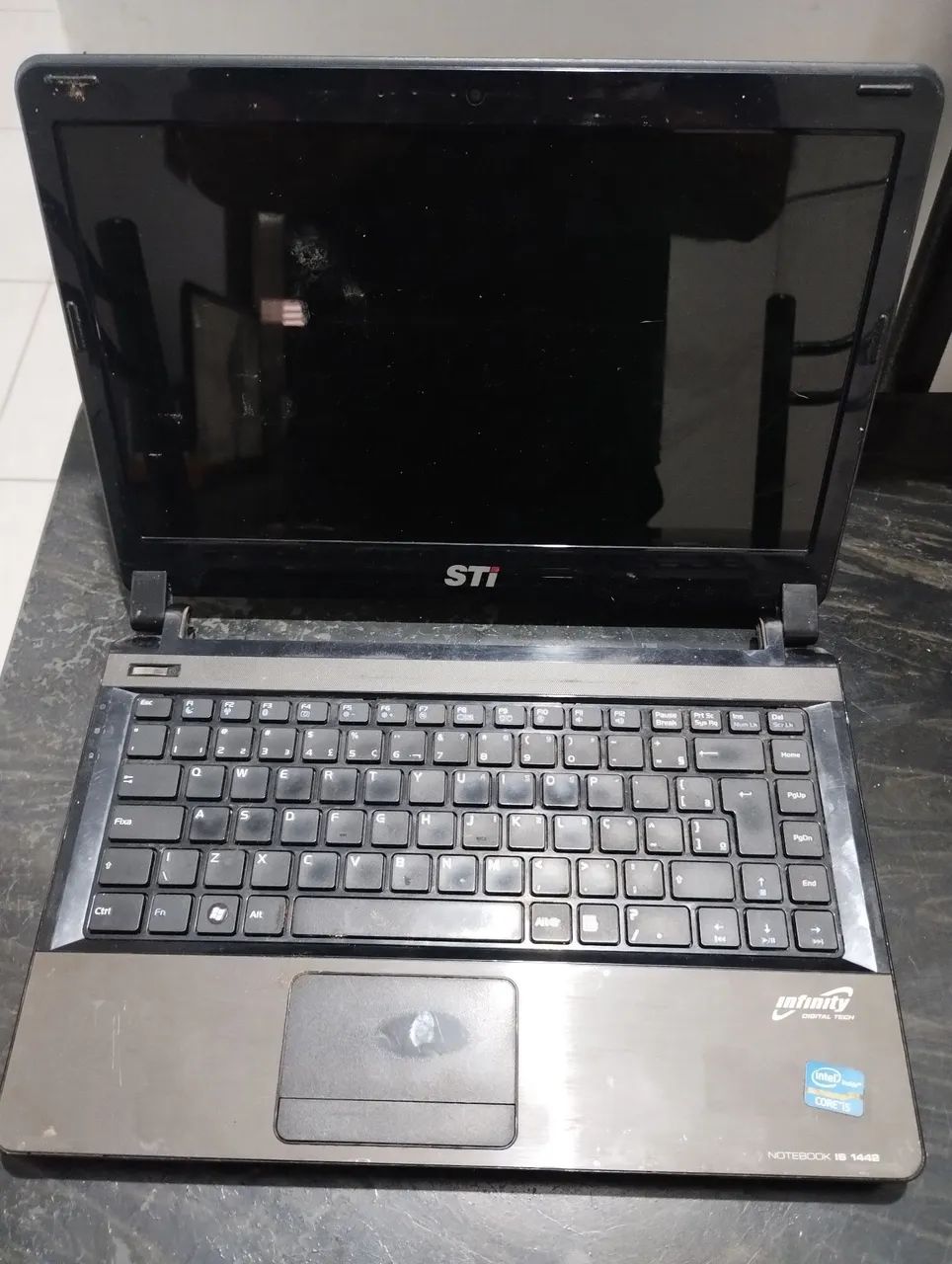 Notebook STI 1442 core i5 no estado