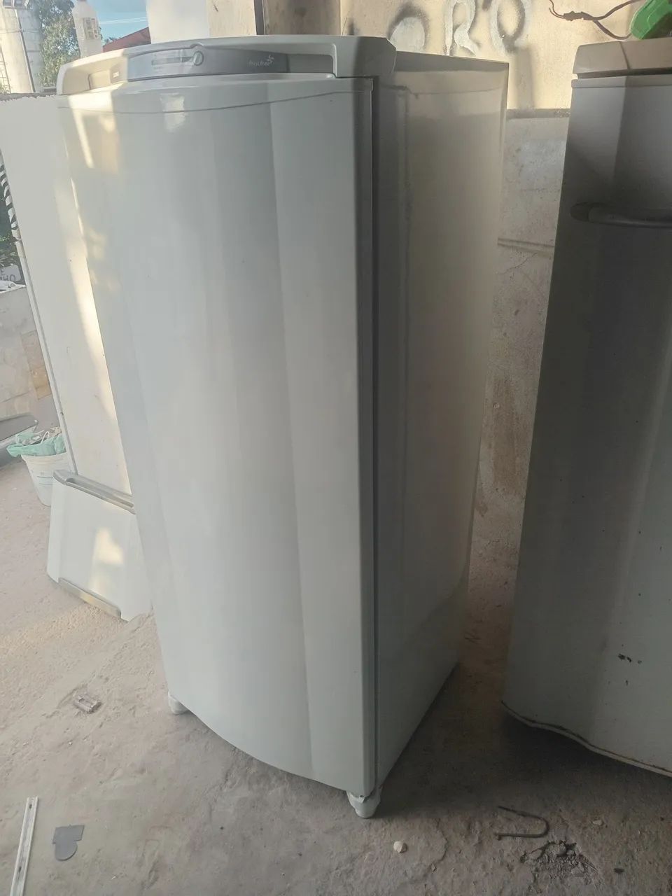 Consul Facilite Refrigerator, 370 Liters, with Warranty