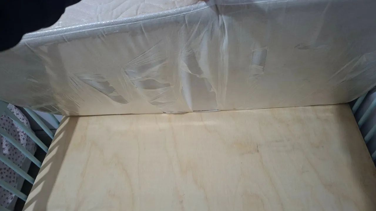 Vendo berço 3 em 1 com dois colchões  - Foto 5