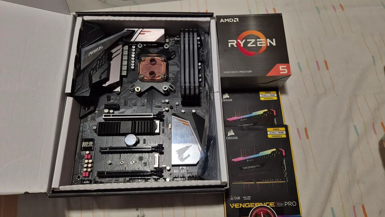 【激安セット】AMD 3700X+B450 ITX+32G+SFX600W電源 Kit DDR 4 Ryzen 5600x, 32GB RAM 2666MHz, Aorus B450 Pro Wifi