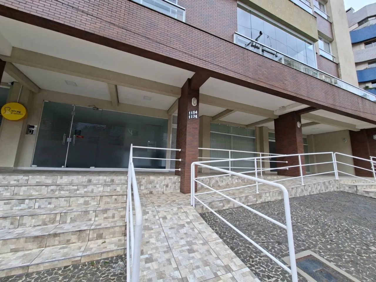 APARTAMENTO À VENDA NO CENTRO - Foto 3