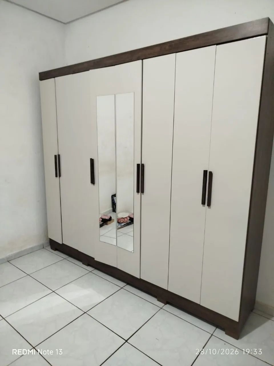 Guarda roupa grande