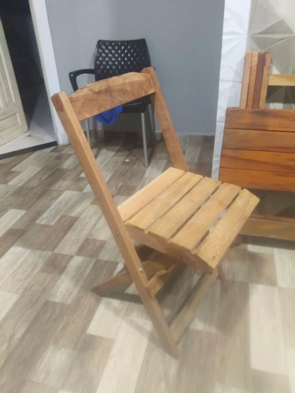 Jogo de mesa com 4 cadeiras  - Foto 3