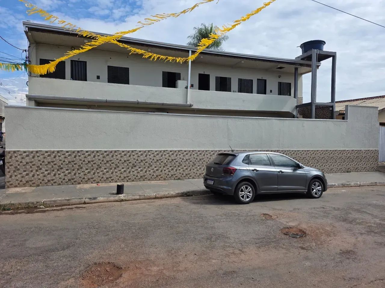 Sobra com KITNETS para investimento em boa localização - Foto 3