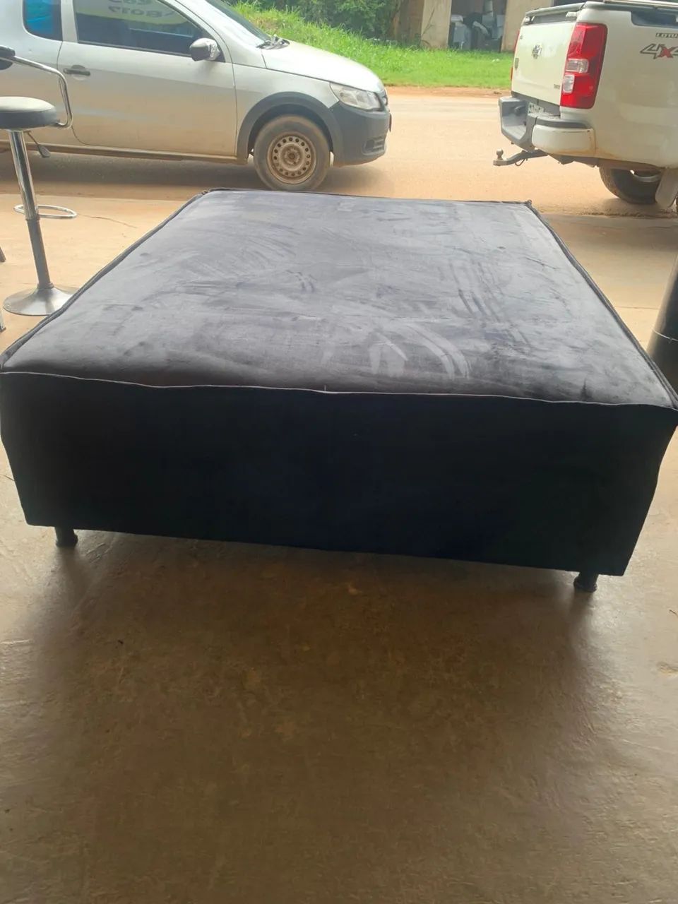 VENDO CAMA BOX NÃO ENTREGO 