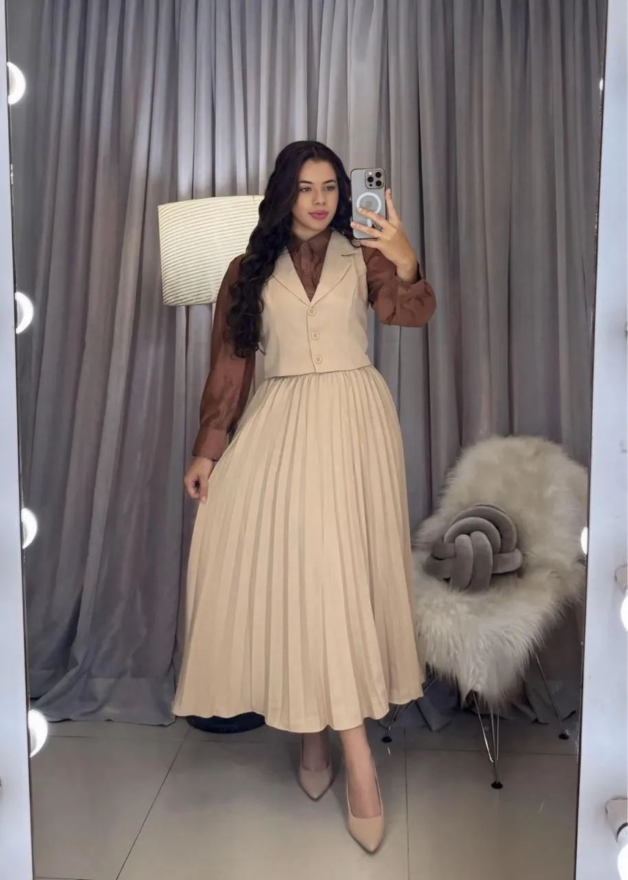 Conjunto com saia plissada - Foto 2