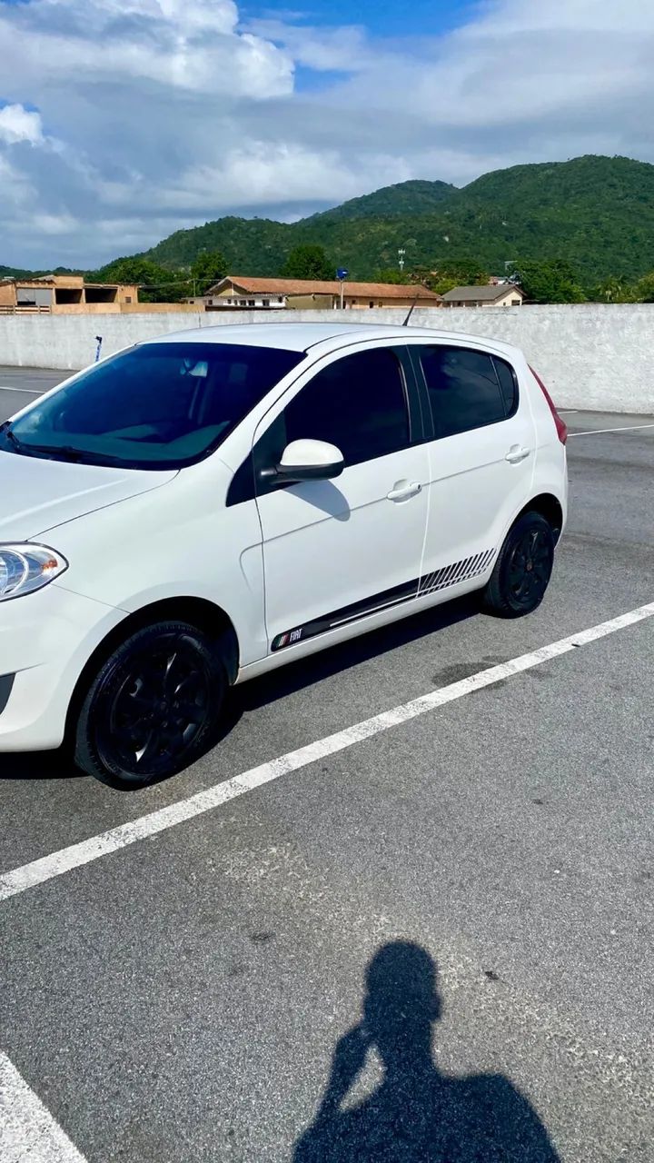 Fiat Palio Attractive 1.0 EVO Fire Flex 8V 5P 2015 - Foto 4