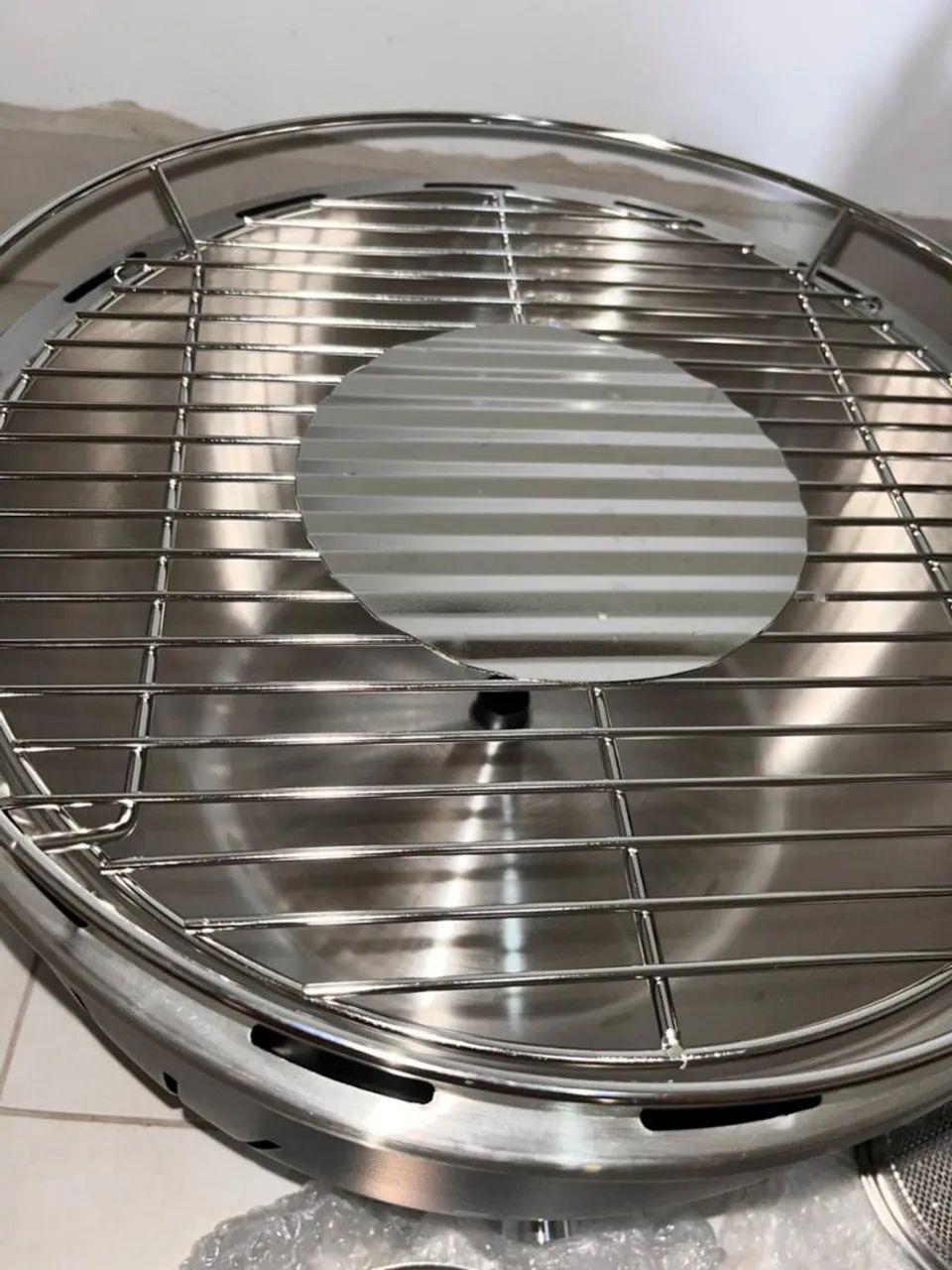 Churrasqueira Portátil a Carvão 23x35cm Table Grill Cinza Escuro Naterial - NOVO - Foto 2