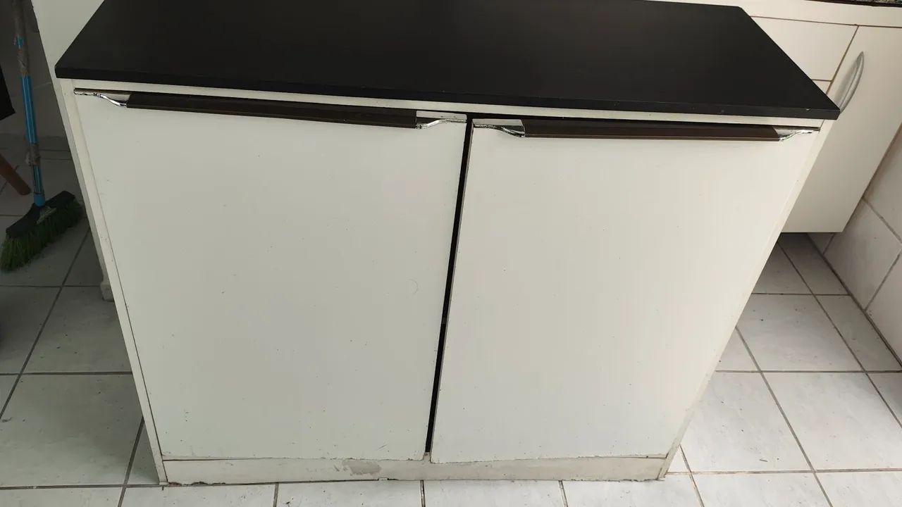 Desapego armário 
